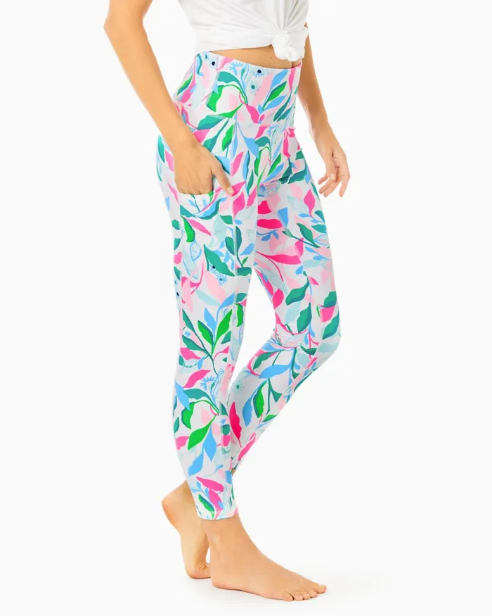 Bottoms Women Lilly Pulitzer UPF 50 Luxletic 24034 Weekender High Rise Midi Legging Resort White Holding Court Bottoms Women Lilly Pulitzer UPF 50 Luxletic 24034 Weekender High Rise Midi Legging Resort White Holding Court