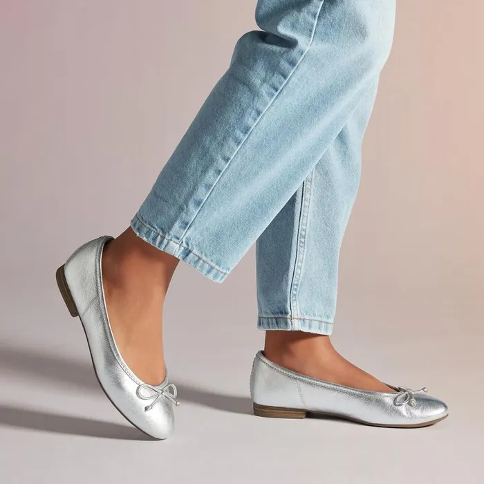 Clarks Ballet Pumps Fawna Lily Silver Leather 8211 Women