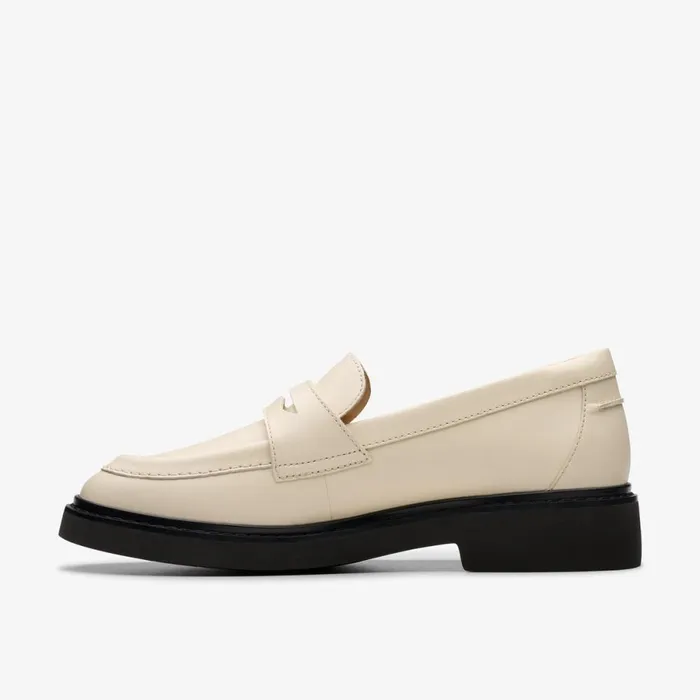 Clarks Flat Shoes Splend Edge Cream Leather 8211 Women