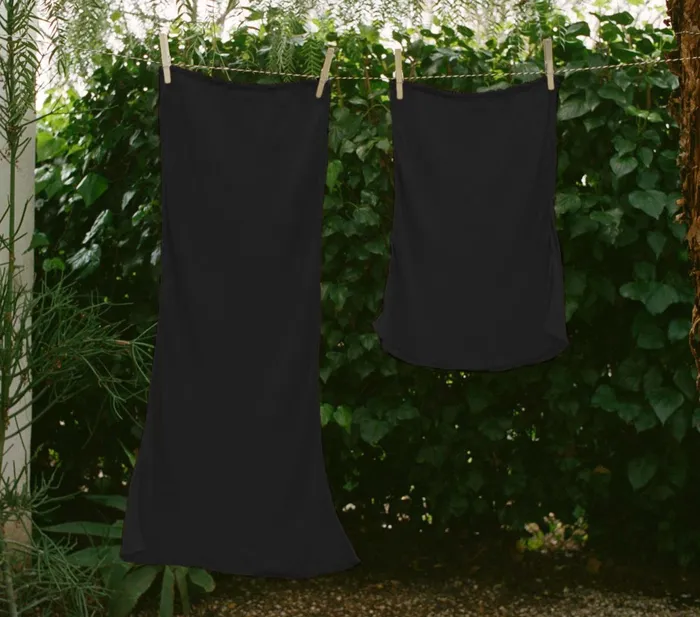 DEN Slips Women Knee Length Skirt Slip Black