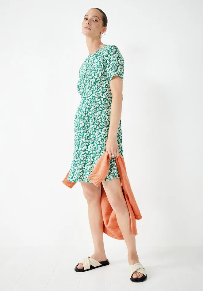 Dresses Women Hush Ashley Tea Dress Leafy Floral Green