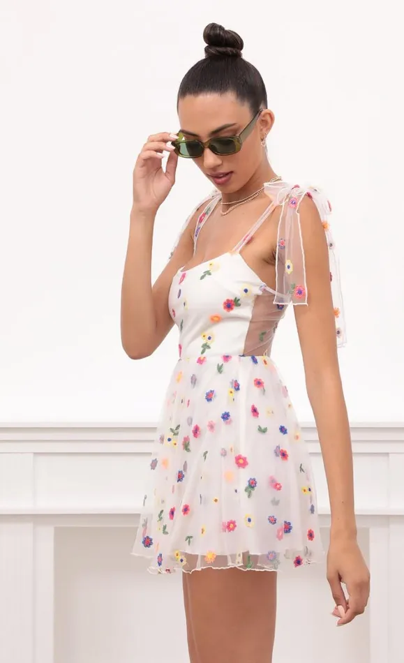 Embroidered Flower Mesh White Women LUCY IN THE SKY Mini Dresses Embroidered Flower Mesh White Women LUCY IN THE SKY Mini Dresses