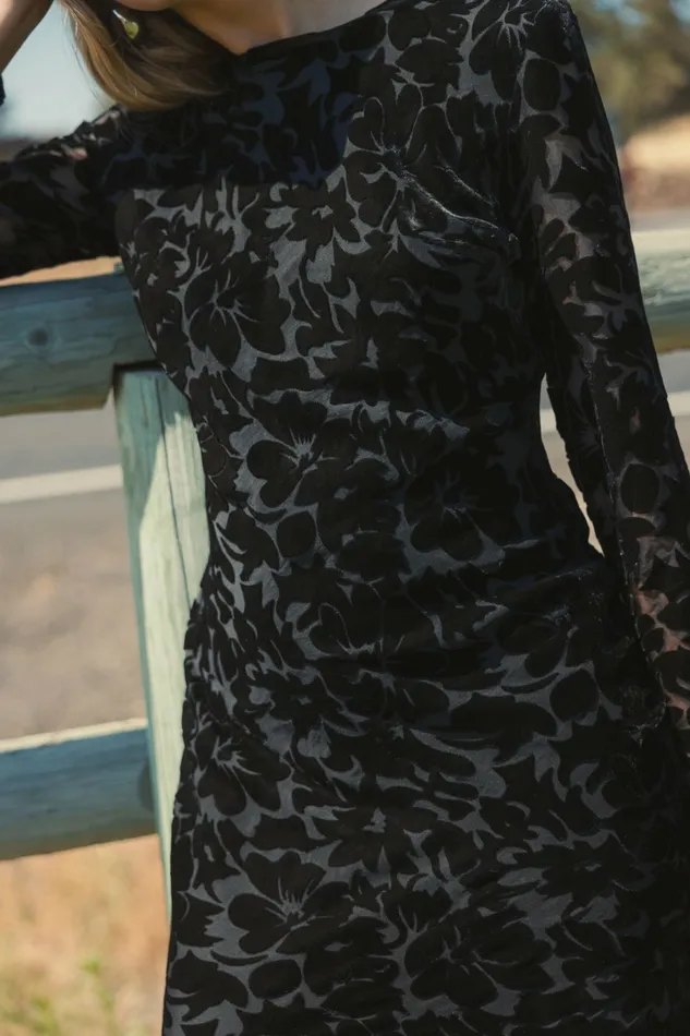 Every Day Dresses Women Burnout Velvet Long Sleeve Ruffle Hem Midi Dress Black Mac Duggal