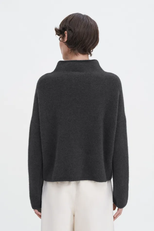 filippak Knitwear Women Mika Yak Funnelneck Sweater Green Grey filippak Knitwear Women Mika Yak Funnelneck Sweater Green Grey