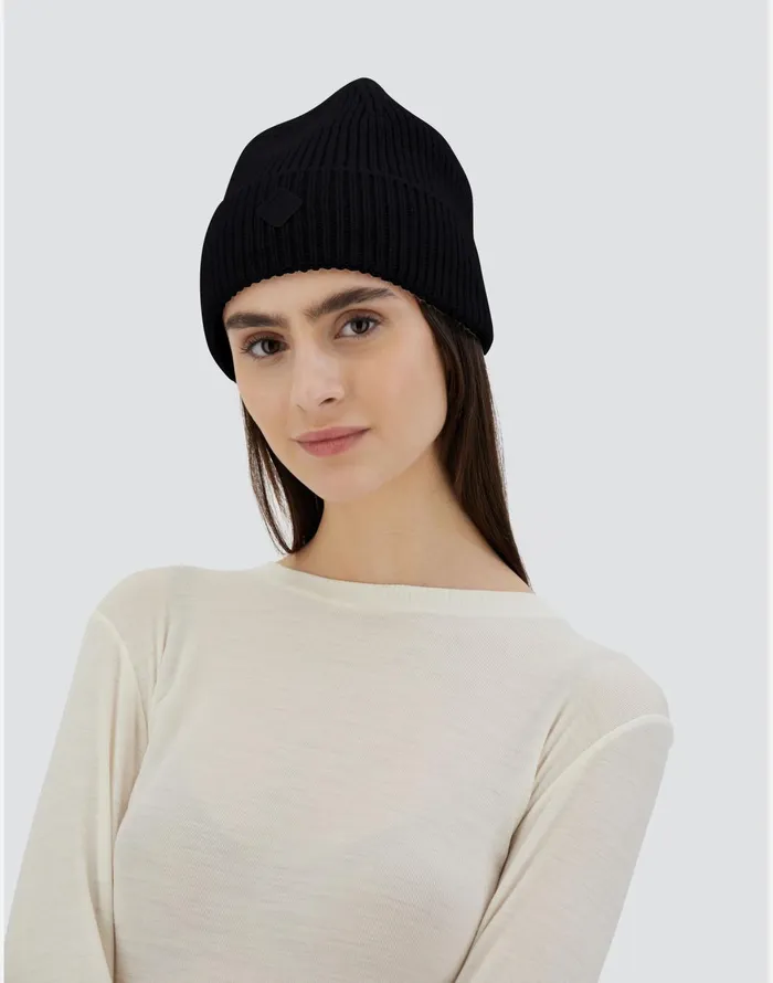 Herno BEANIEIN INFINITY Black Women Hats