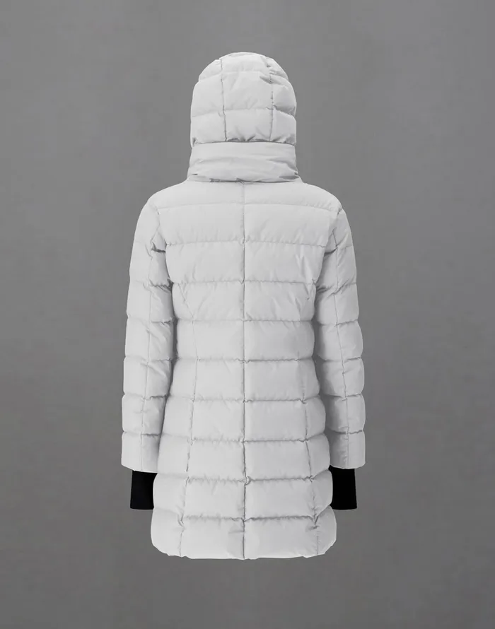 Herno LAMINAR SLIMFIT COAT IN GORETEX INFINIUM WINDSTOPPER Ice Women Laminar Down Jackets
