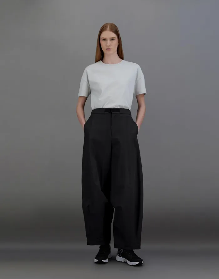 Herno LAMINAR TROUSERS IN MID SEASON NYLON Black Women Trousers