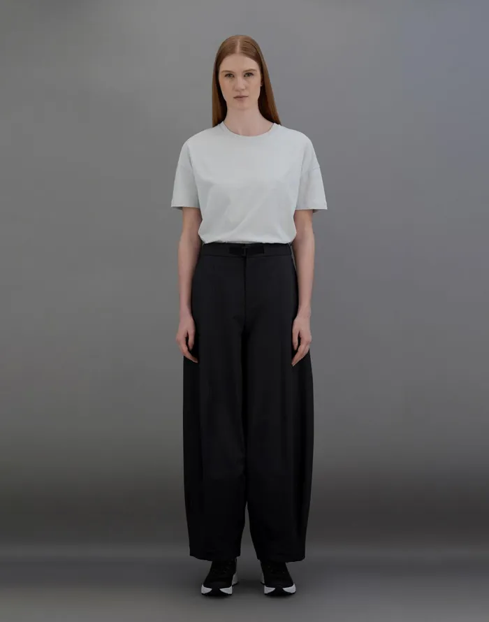 Herno LAMINAR TROUSERS IN MID SEASON NYLON Black Women Trousers