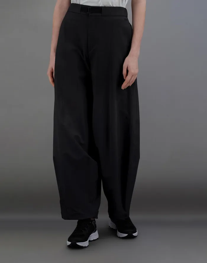 Herno LAMINAR TROUSERS IN MID SEASON NYLON Black Women Trousers