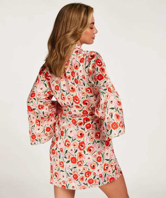 Hunkemller Satin Kimono 8211 White White 8211 Women Hunkemller Satin Kimono 8211 White White 8211 Women
