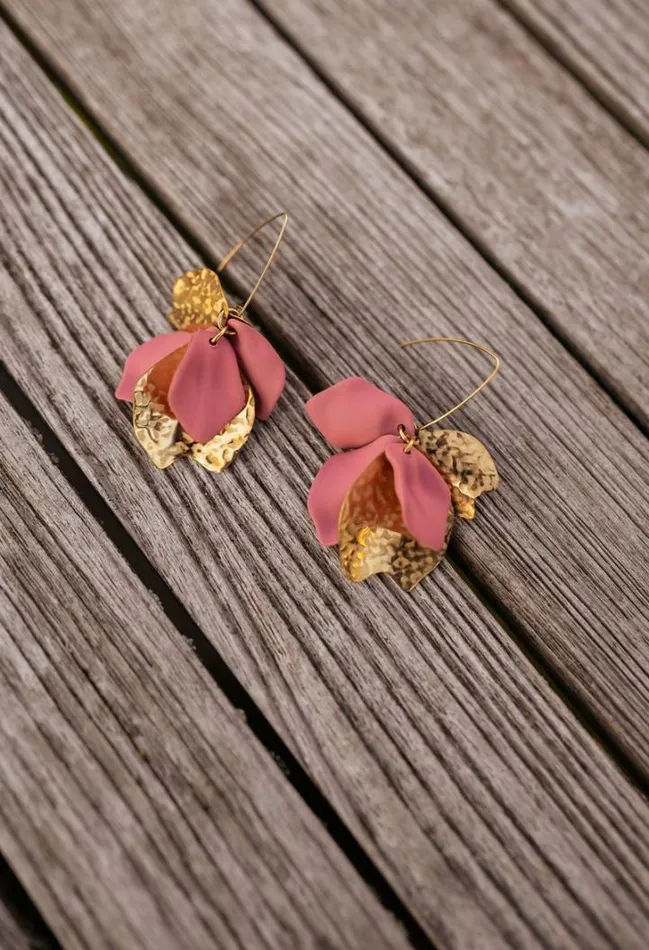 Jewelry and Accessories Earrings Easy Clothes Golden Nathan Earrings