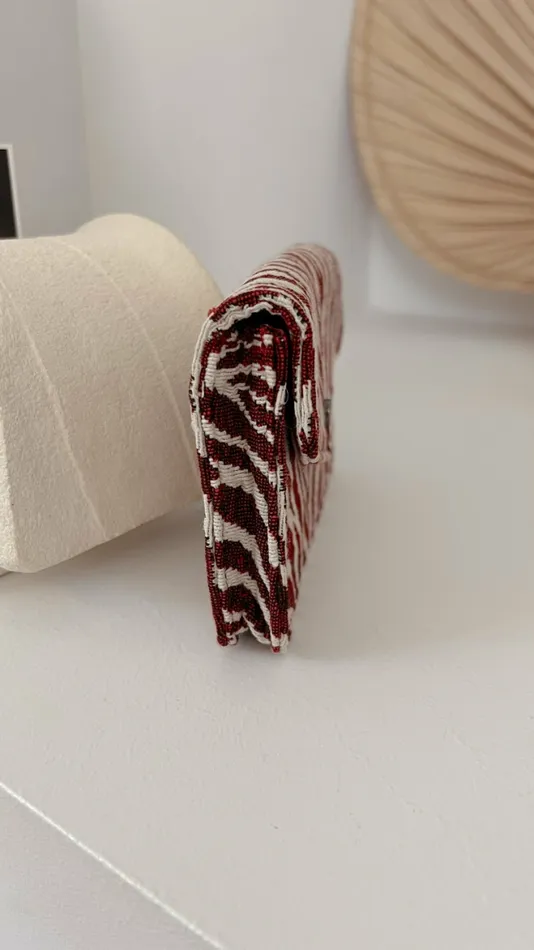 Jewelry and Accessories Handbags Easy Clothes Burgundy Sona Zebra Pouch