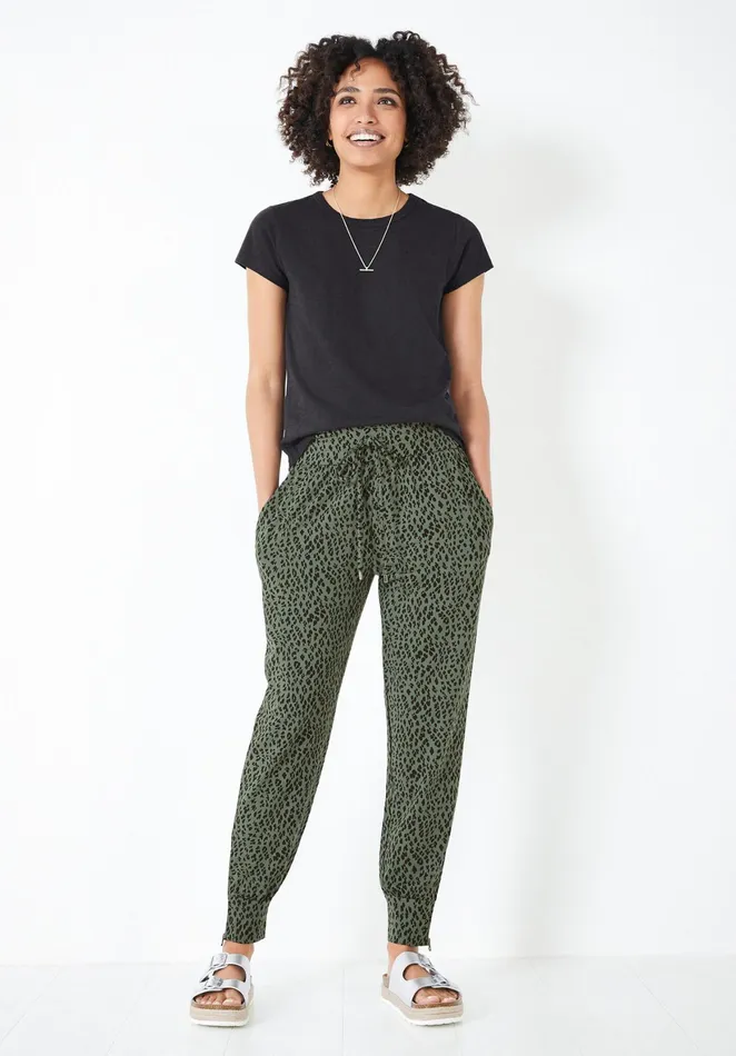 Joggers and Leggings Women Hush Amie Printed Jersey Joggers Khaki Green Leopard