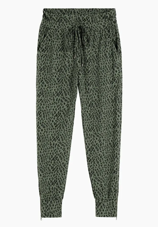 Joggers and Leggings Women Hush Amie Printed Jersey Joggers Khaki Green Leopard