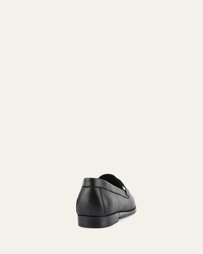 LACE UP and LOAFERS Women Tavi loafers black leather jomercer