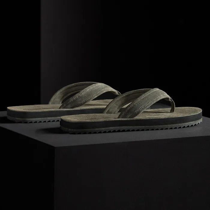 MEN James Perse SANDALS Men039s Suede Flip Flop Olive