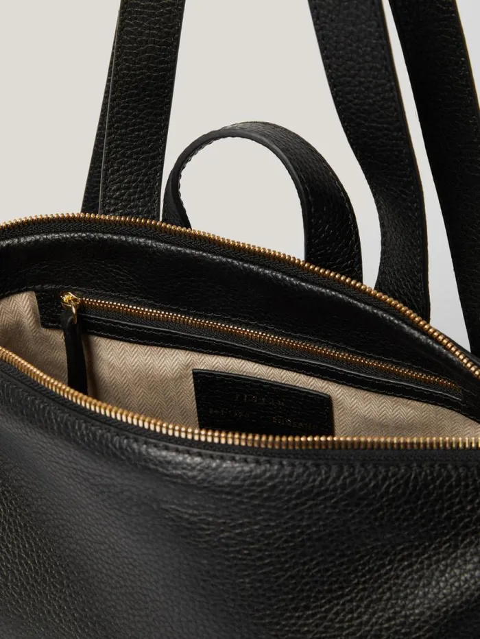 Pebble Leather Backpack Black Women Jigsaw Bags