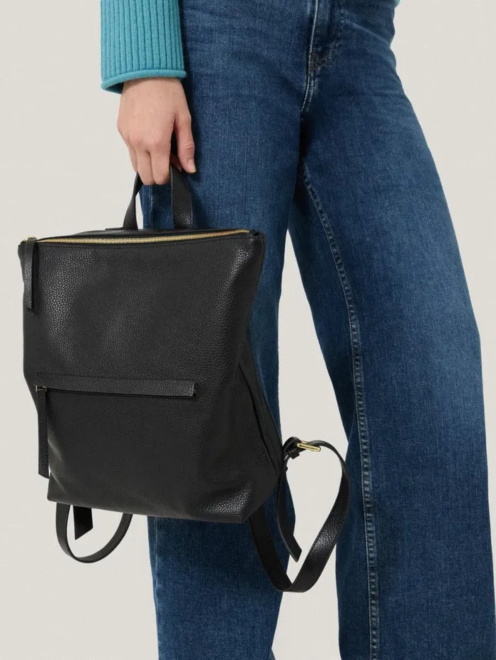 Pebble Leather Backpack Black Women Jigsaw Bags