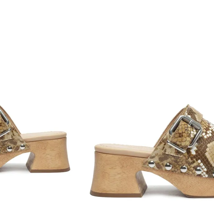 Sandals Ever SnakeEmbossed Leather Flat True Beige Schutz Shoes Platforms Sandals Ever SnakeEmbossed Leather Flat True Beige Schutz Shoes Platforms