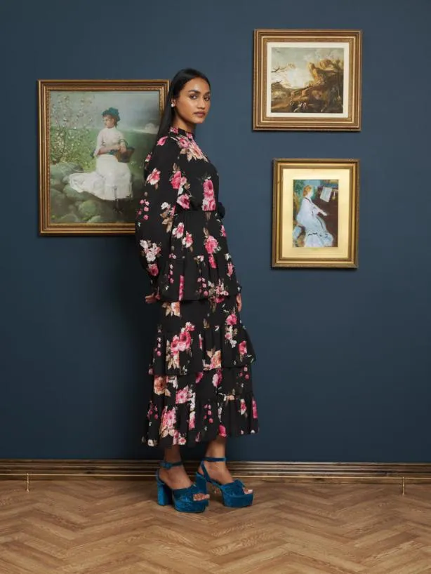 Sister Jane Dresses Womenswear Vase Of Flowers Midi Dress Rose Black