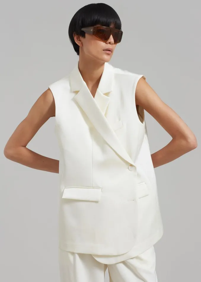 The Frankie Shop Everly Satin Vest 8211 Cream Shop Outerwear