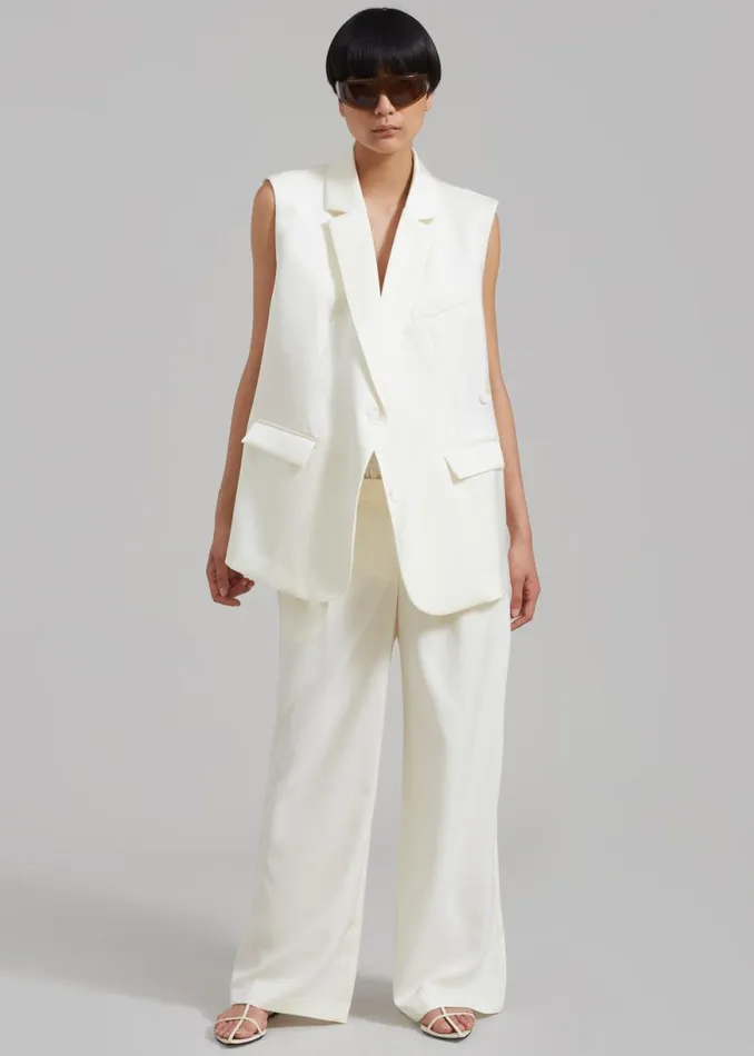 The Frankie Shop Everly Satin Vest 8211 Cream Shop Outerwear