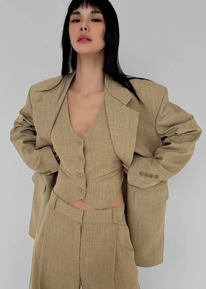 The Frankie Shop Gladys Blazer 8211 Khaki Shop Suits