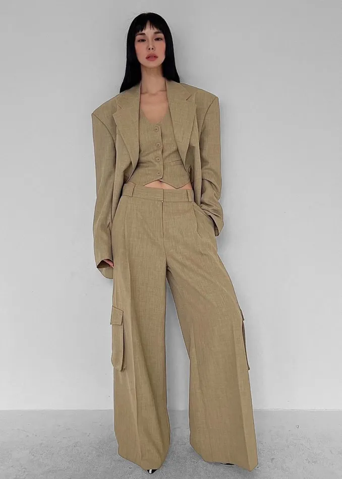 The Frankie Shop Gladys Blazer 8211 Khaki Shop Suits