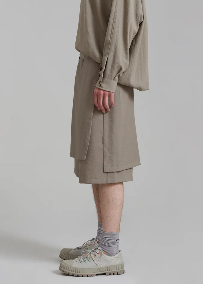 The Frankie Shop Keanu Light Wrap Shorts 8211 Olive Shop Clothing