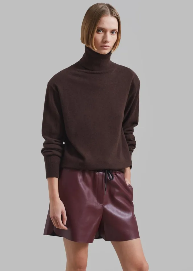 The Frankie Shop Kine Faux Leather Shorts 8211 Burgundy Shop Clothing