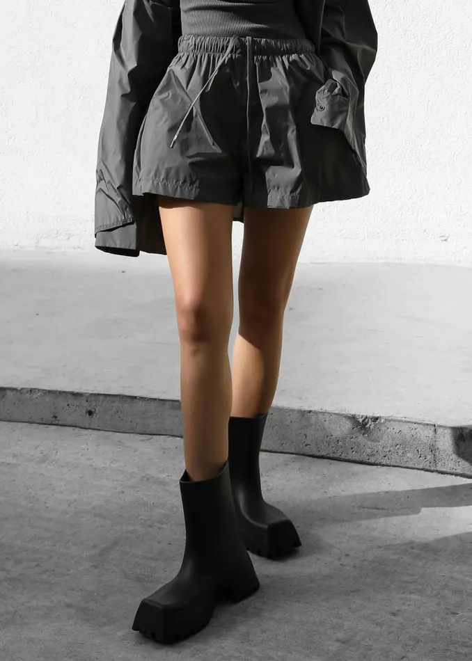 The Frankie Shop Lucy Shorts 8211 Charcoal Shop Bottoms