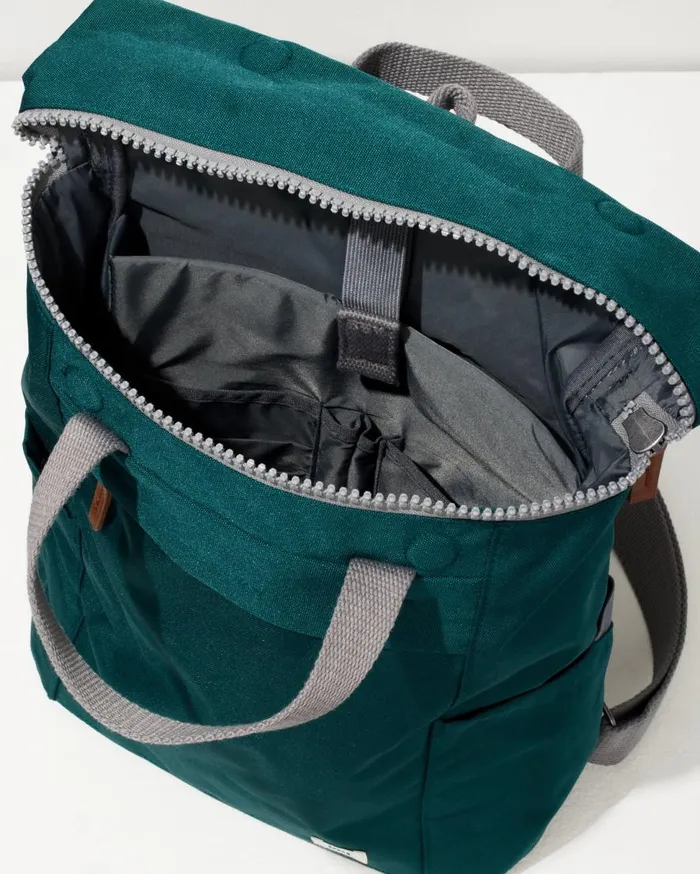 Tommy Bahama Luggage and Travel Finchley Teal Backpack Teal 8211 Beach and HomeMen Tommy Bahama Luggage and Travel Finchley Teal Backpack Teal 8211 Beach and HomeMen