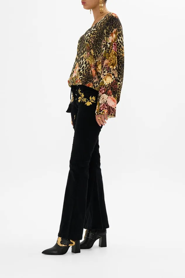 V NECK PRINTED DOLMAN SLEEVE KNIT BORN IN BRUGES Born In Bruges Womens Camilla Knitwear