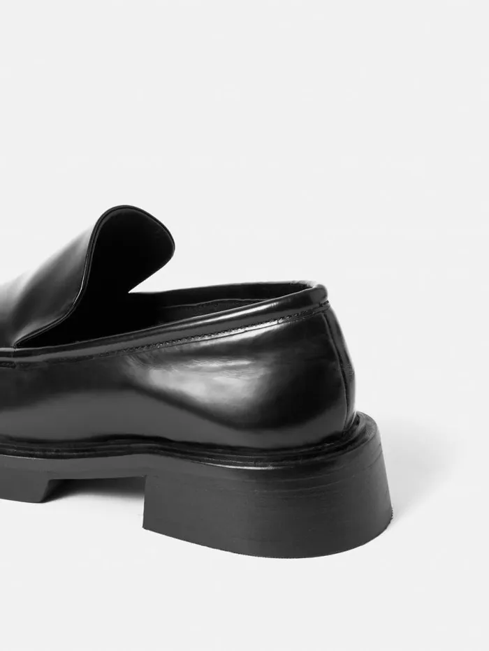 Wickham Loafer Black Women Jigsaw Flats