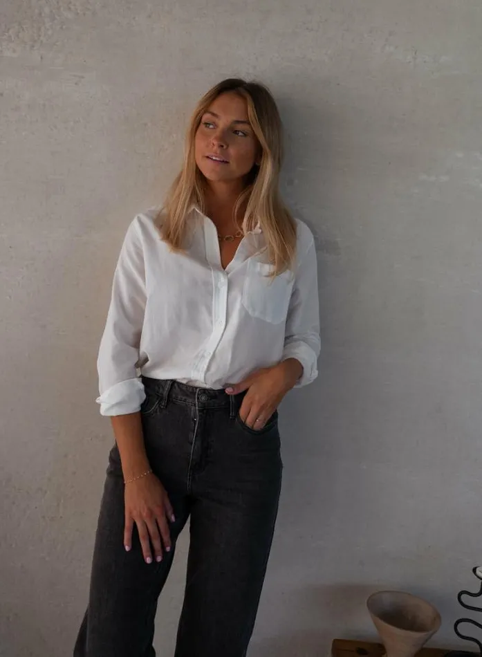 Women039s Clothing Shirts Easy Clothes White Kloe Shirt White Women039s Clothing Shirts Easy Clothes White Kloe Shirt White