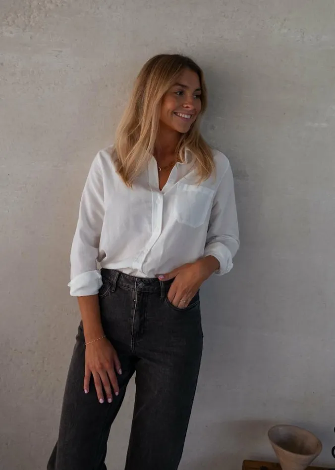 Women039s Clothing Shirts Easy Clothes White Kloe Shirt White Women039s Clothing Shirts Easy Clothes White Kloe Shirt White