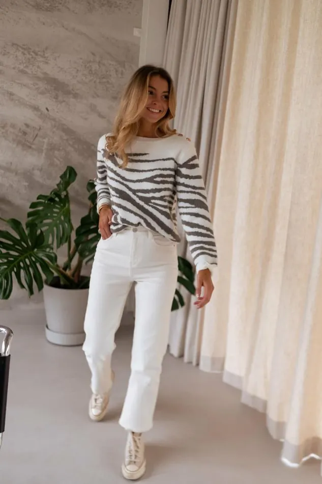 Women039s Clothing Sweaters Easy Clothes White And Khaki Patterned Valley Sweater Women039s Clothing Sweaters Easy Clothes White And Khaki Patterned Valley Sweater