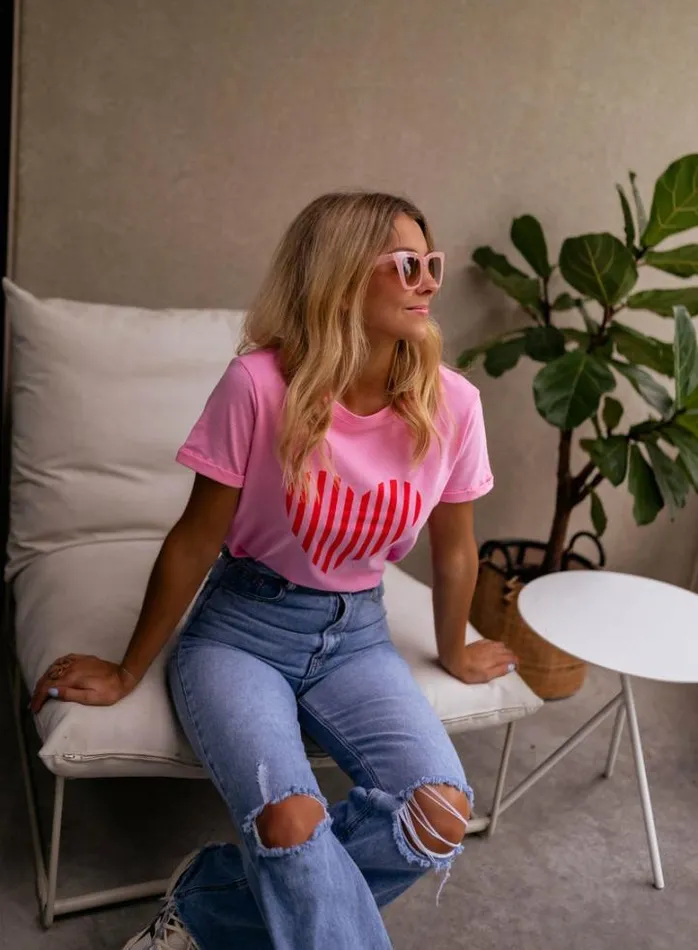 Women039s Clothing Tshirts Easy Clothes Pink Ayda TShirt Women039s Clothing Tshirts Easy Clothes Pink Ayda TShirt