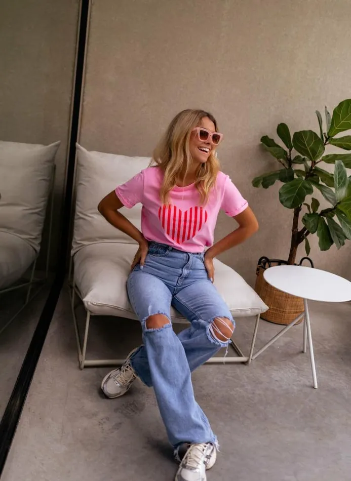 Women039s Clothing Tshirts Easy Clothes Pink Ayda TShirt Women039s Clothing Tshirts Easy Clothes Pink Ayda TShirt