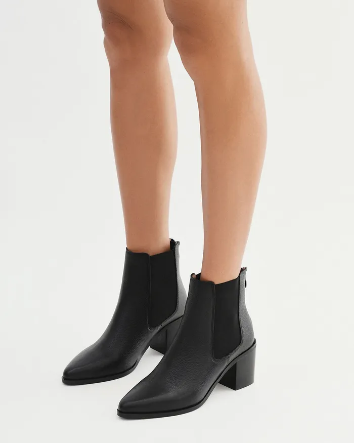 Women Allure mid ankle boots black leather MID ANKLE BOOTS jomercer