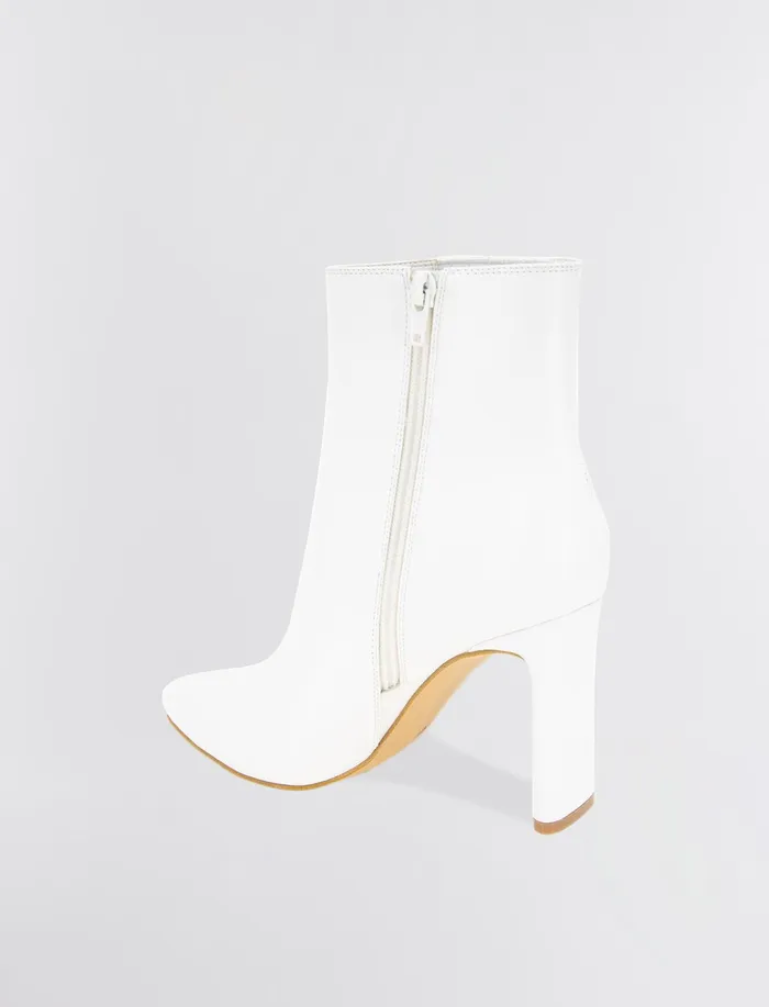 Women BCBGeneration BCBG White Kalia Bootie Cloud Dancer