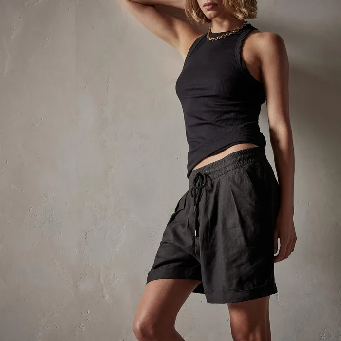 WOMEN James Perse LOS ANGELES COLLECTION Canyon Linen Blend Short Black