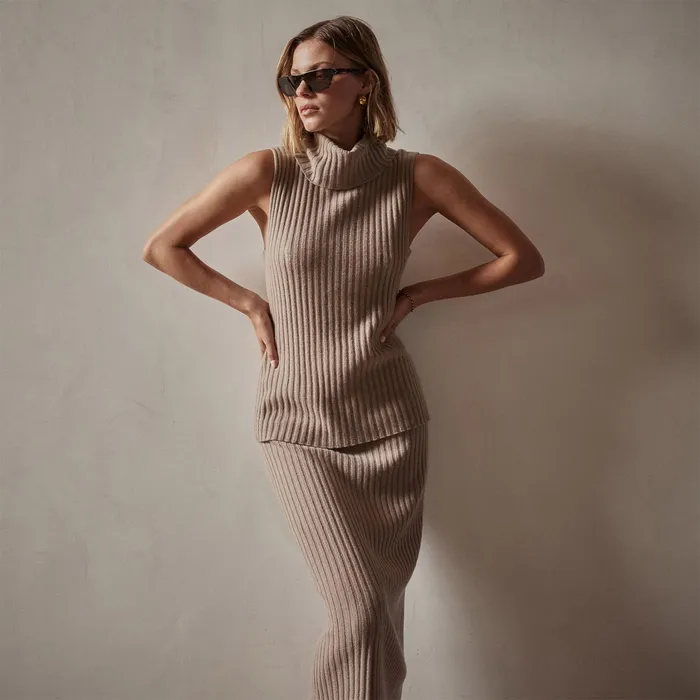 WOMEN James Perse SWEATERS Ribbed Cashmere Sleeveless Turtleneck Mocha