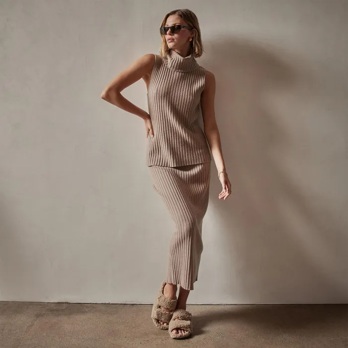 WOMEN James Perse SWEATERS Ribbed Cashmere Sleeveless Turtleneck Mocha