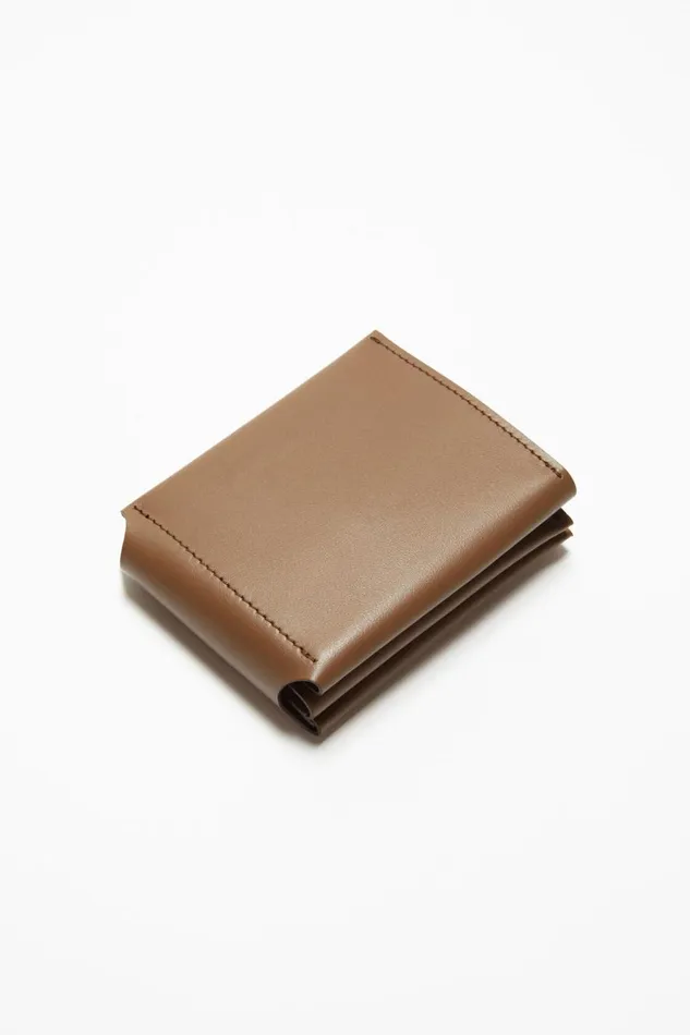Women Leather Trifold Wallet Camel Brown Acne Studios Small Leather Goods