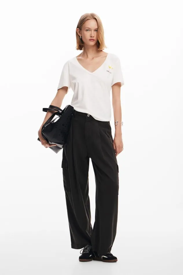 Women Tshirts Desigual Plain Tshirt With Message